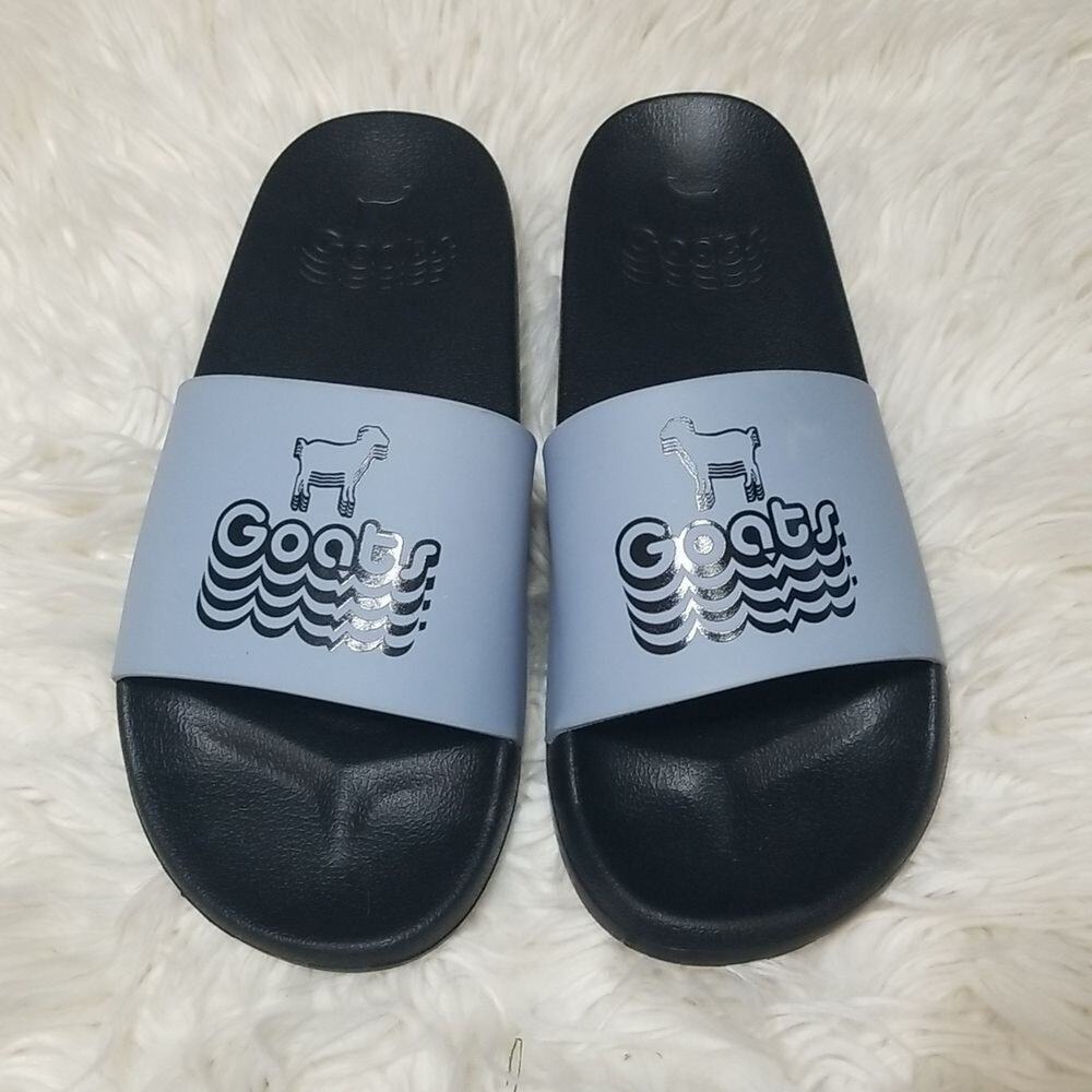 NWOT Goats Blue and Black Pool Slide Sandals